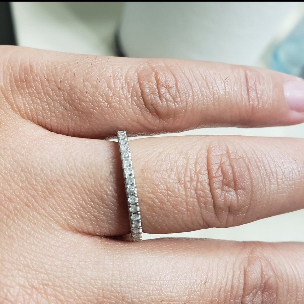 10k gold real diamond anniversary band - Picture 3 of 9